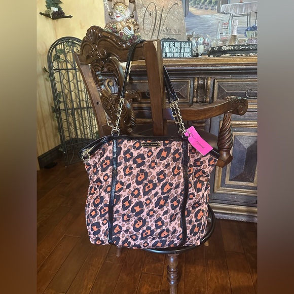 Betsey Johnson Cheetah Boom Boom Women's Bag - Picture 1 of 8